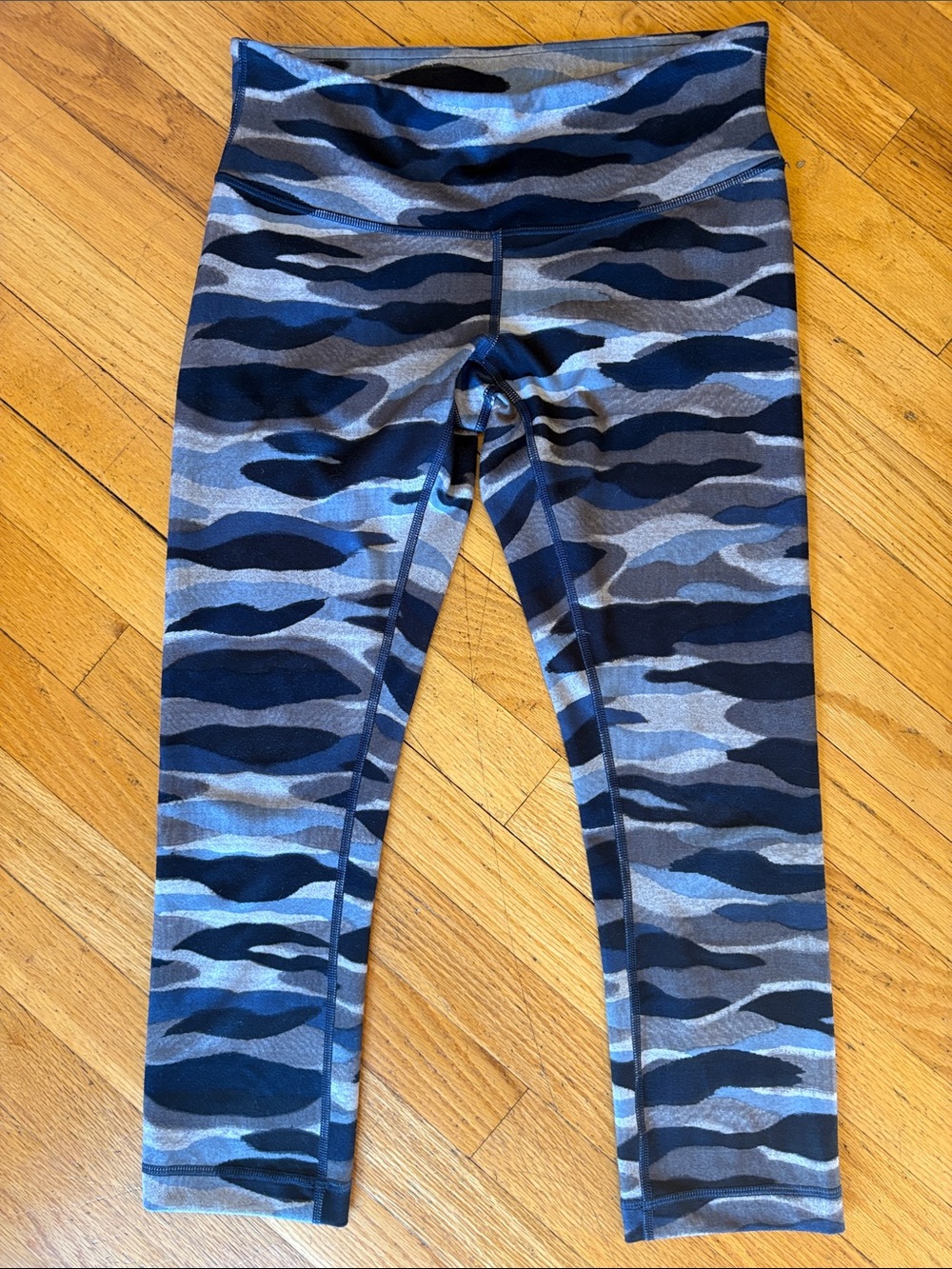Lululemon Wunder Under Crop III Mini Coast Camo Deep Navy 6